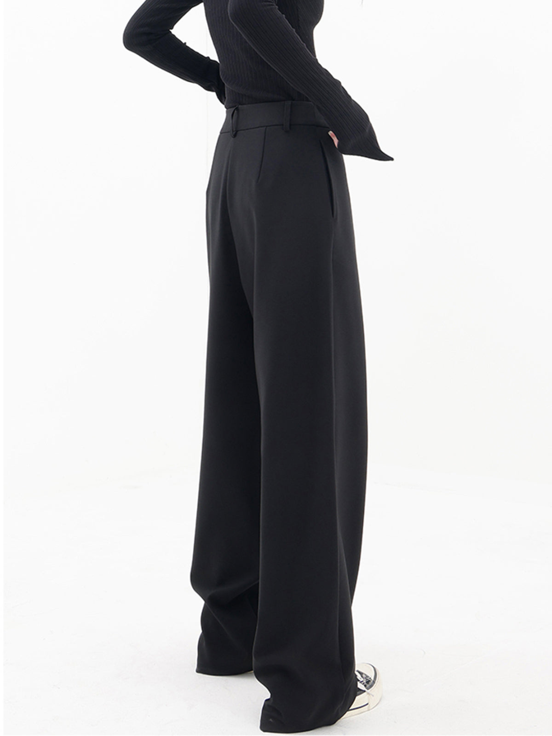 Noelle® | Asymmetric Baggy Pants